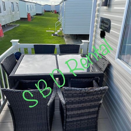 Summer Breeze Deluxe Caravan Rental Saint Osyth Ngoại thất bức ảnh