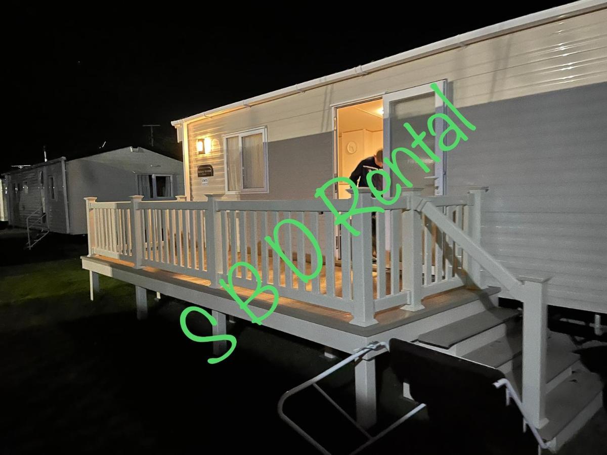 Summer Breeze Deluxe Caravan Rental Saint Osyth Ngoại thất bức ảnh