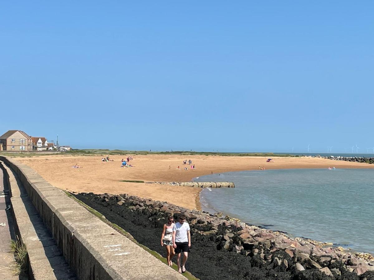 Summer Breeze Deluxe Caravan Rental Saint Osyth Ngoại thất bức ảnh