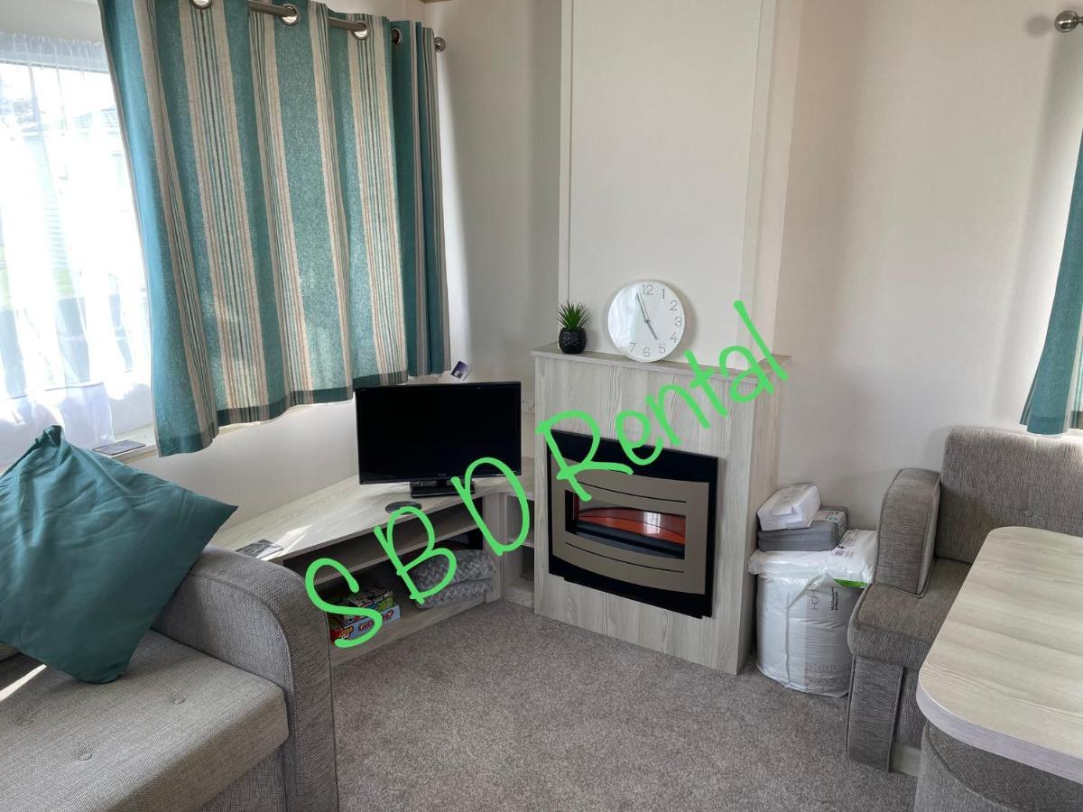 Summer Breeze Deluxe Caravan Rental Saint Osyth Ngoại thất bức ảnh